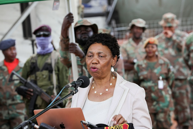uMotshekga uthi asebuye wonke amasosha akuleli eDRC.
