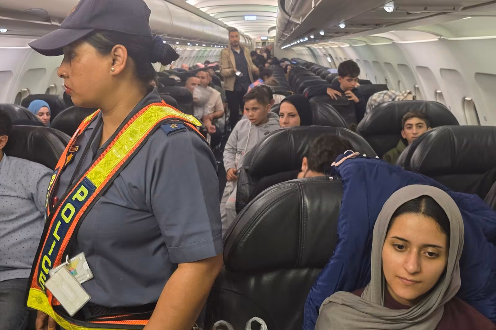 Home Affairs revokes 90-day visa waiver for Palestinian travellers.