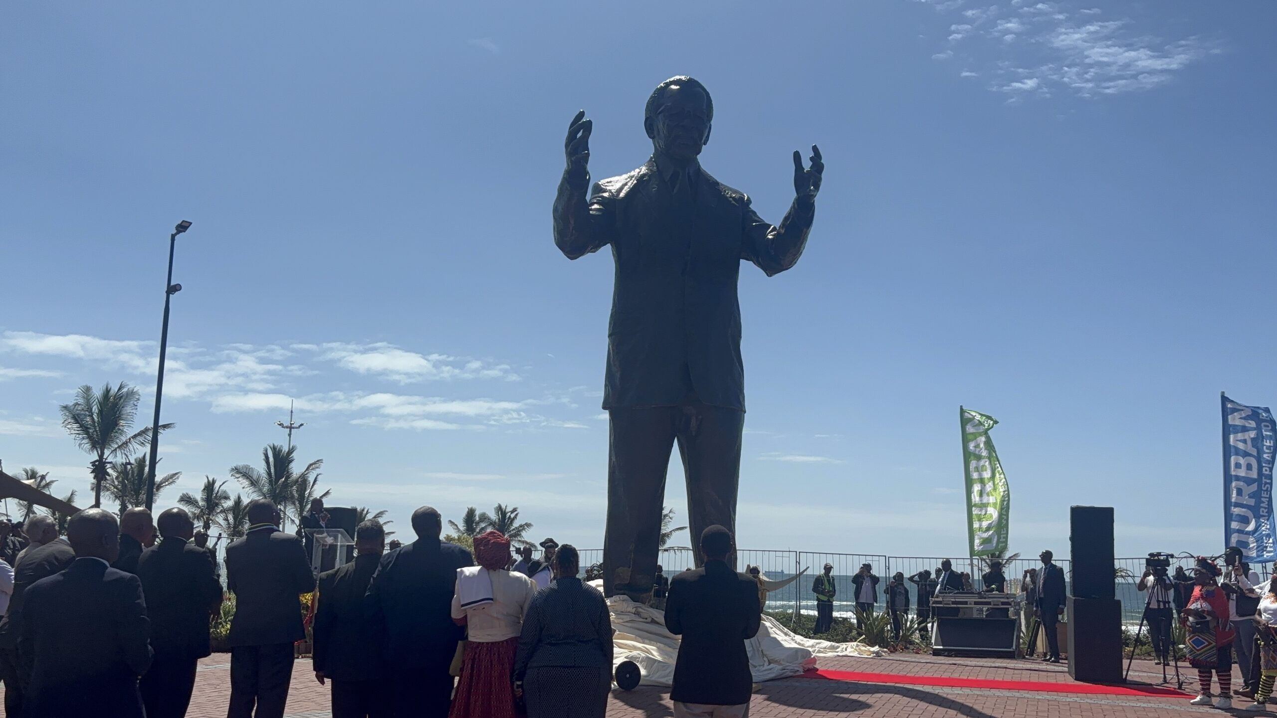 U-Ramaphosa uselishayele ihlombe iqhaza lika Mandela no Tambo emzabalazweni.