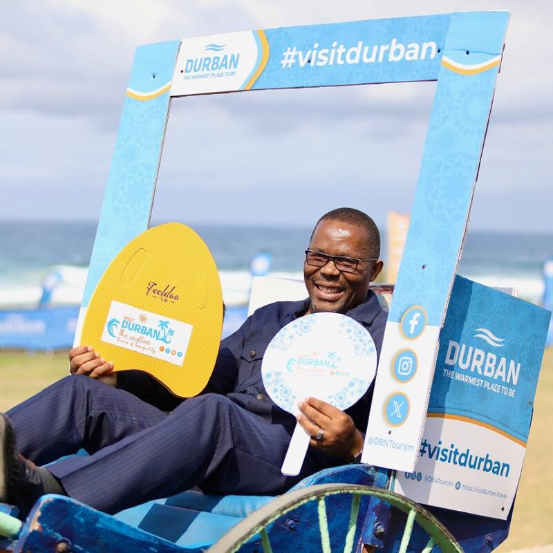 Ethekwini Mayor Cyril Xaba taking Rickshaw ride_Image by Ethekwini Municipality