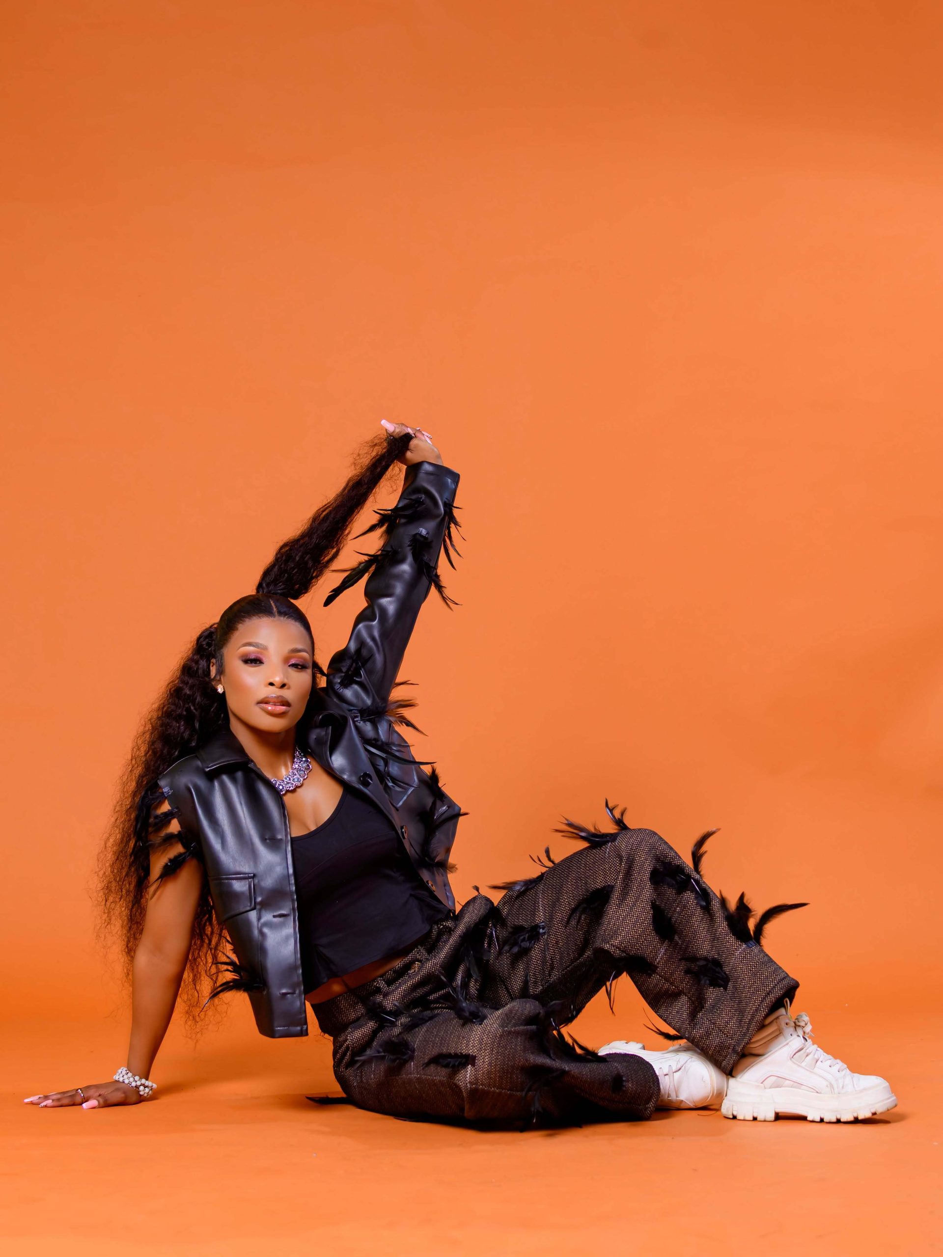ORNICA BELLZ & ZEE NXUMALO JOIN FORCES ON IRRESISTIBLE NEW SINGLE “INKOMISHI”