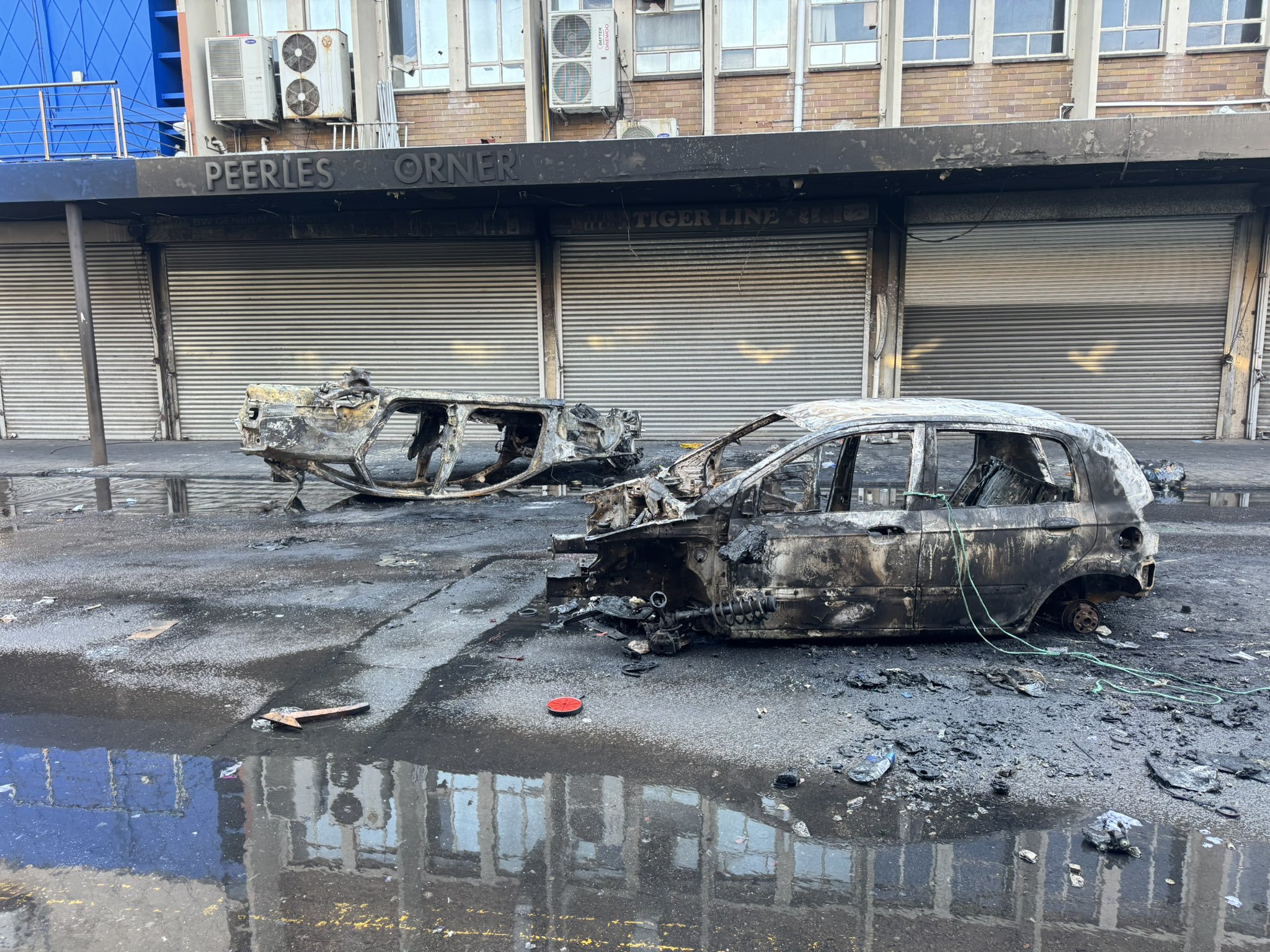 Police minister and KZN Premier condemn violence amidst Durban riots
