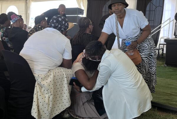 Imindeni yabashone engozini yemoto eCato Ridge