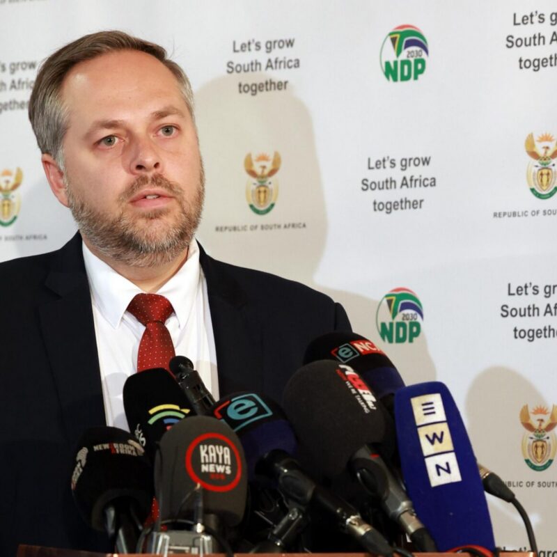 Minister of Home Affairs, Leon Shreiber