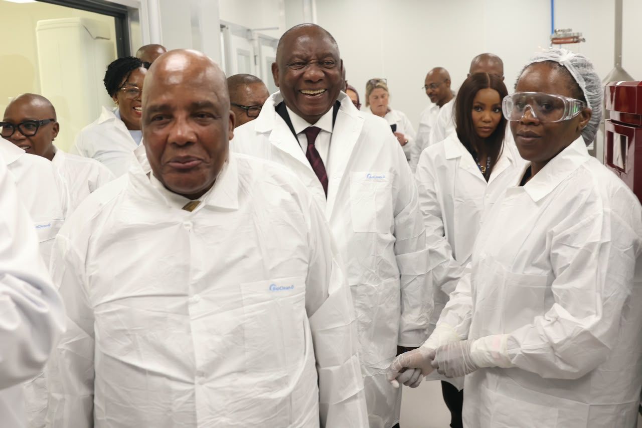 amaphosa calls for stronger local pharmaceutical manufacturing capacity
