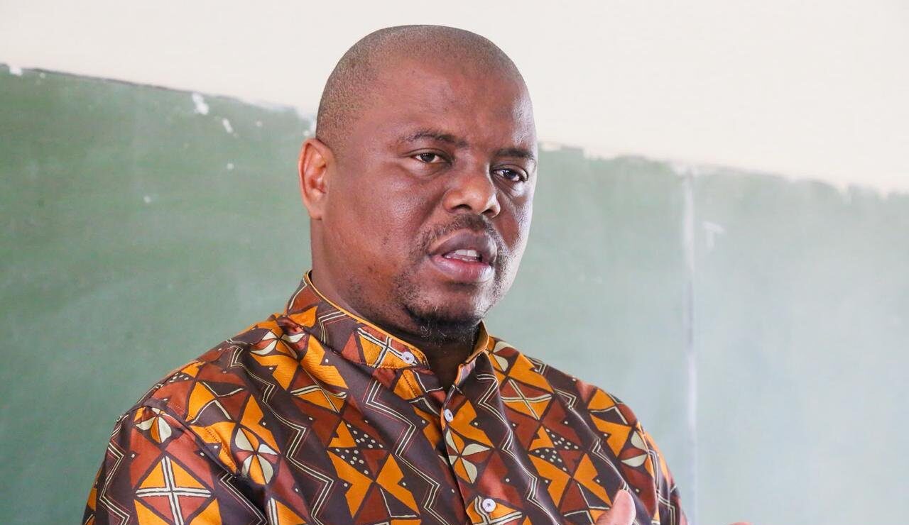 Ungqongqoshe uHlomuka uthi zimi ngomumo izinhlelo zokubhala kukaMatric eKZN